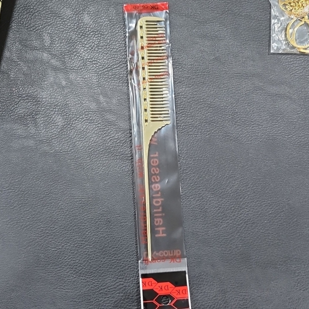 PROFESSIONAL GOLD HAIR COMB for MEN